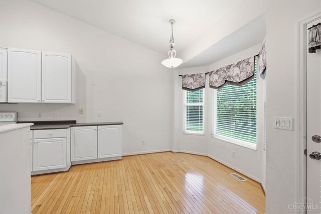 10187 Meadowknoll Drive, Symmes Twp, OH 45140