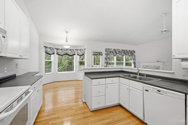 10187 Meadowknoll Drive, Symmes Twp, OH 45140