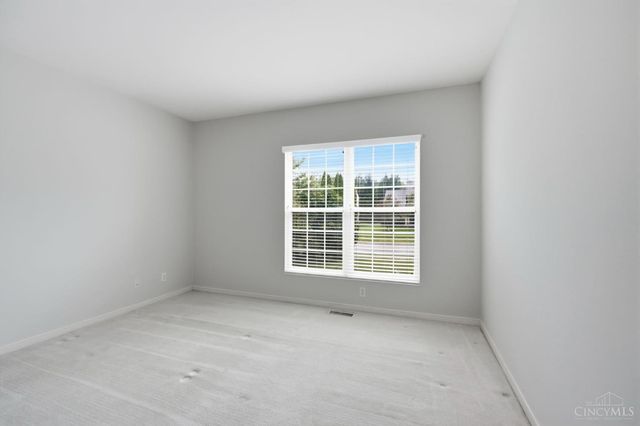 10187 Meadowknoll Drive, Symmes Twp, OH 45140