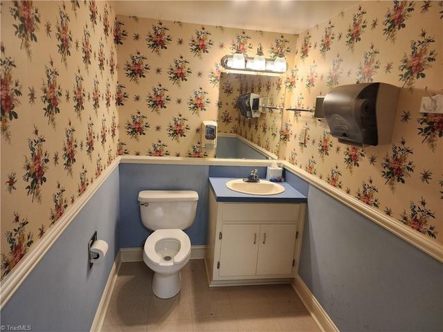 601 Willow Street 2, Mount Airy, NC 27030