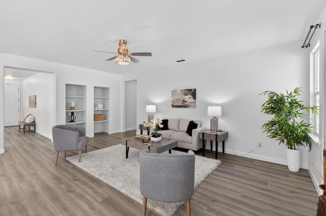 6217 Jefjen Way, Elk Grove, CA 95757