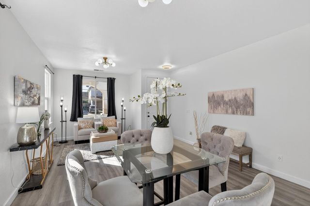 6217 Jefjen Way, Elk Grove, CA 95757