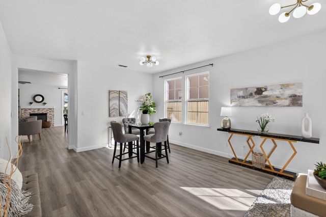 6217 Jefjen Way, Elk Grove, CA 95757