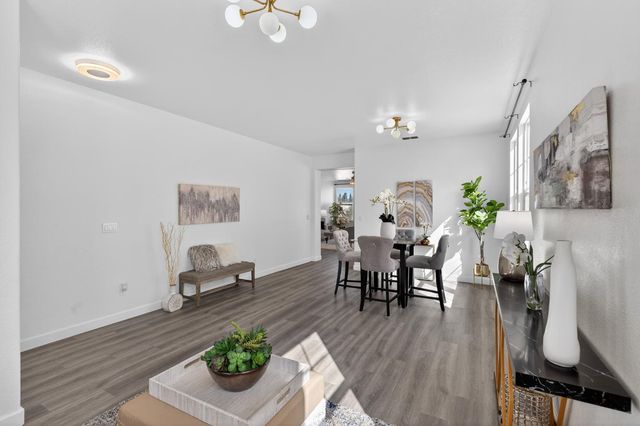 6217 Jefjen Way, Elk Grove, CA 95757