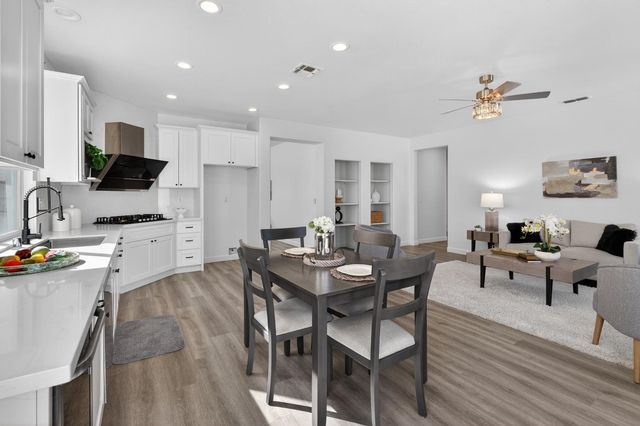 6217 Jefjen Way, Elk Grove, CA 95757