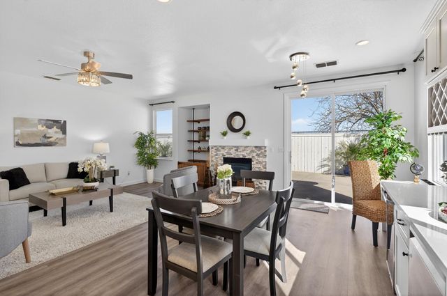 6217 Jefjen Way, Elk Grove, CA 95757