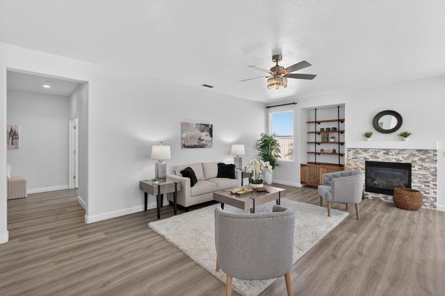 6217 Jefjen Way, Elk Grove, CA 95757