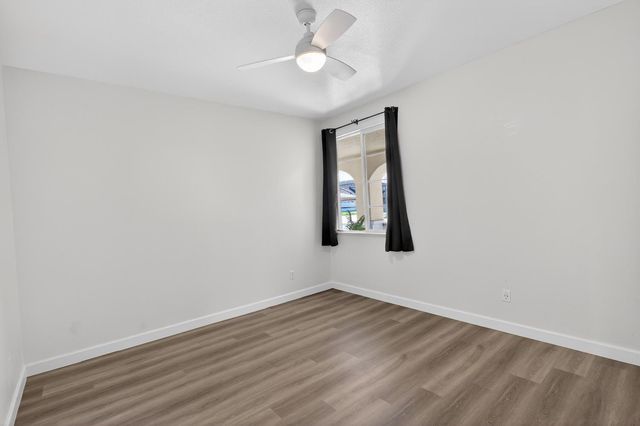 6217 Jefjen Way, Elk Grove, CA 95757