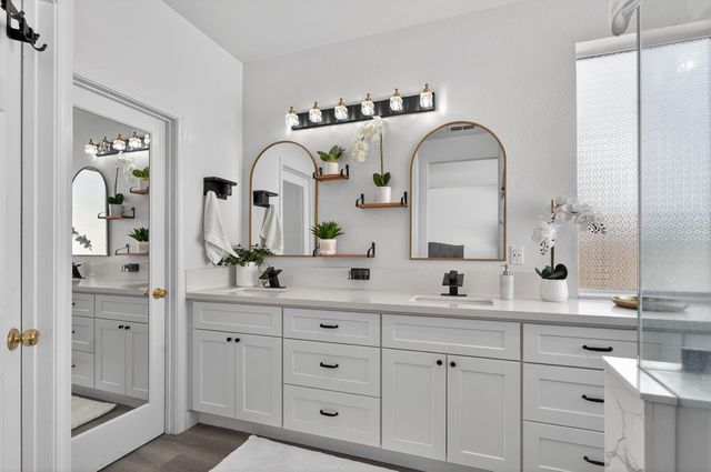 6217 Jefjen Way, Elk Grove, CA 95757