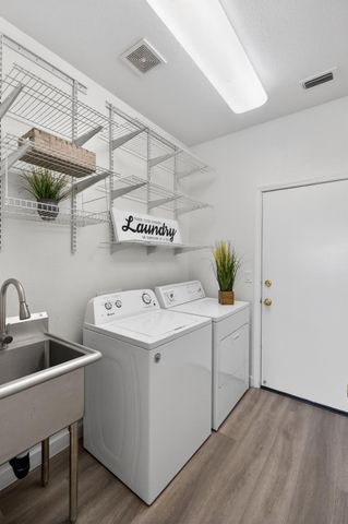 6217 Jefjen Way, Elk Grove, CA 95757