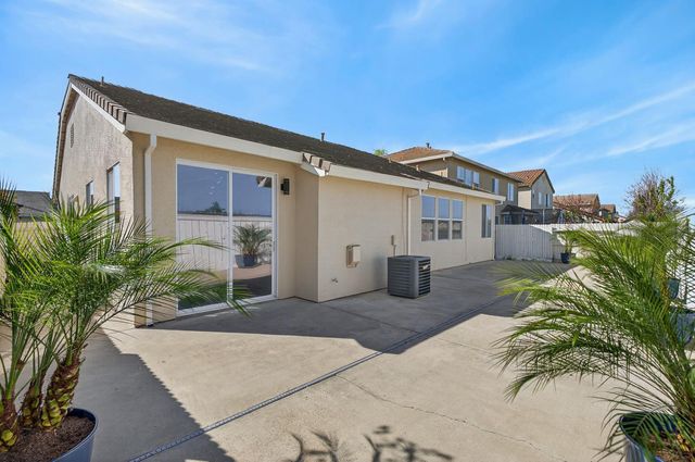 6217 Jefjen Way, Elk Grove, CA 95757