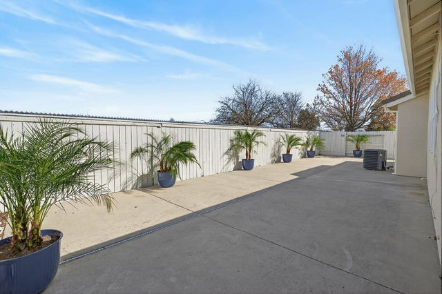 6217 Jefjen Way, Elk Grove, CA 95757