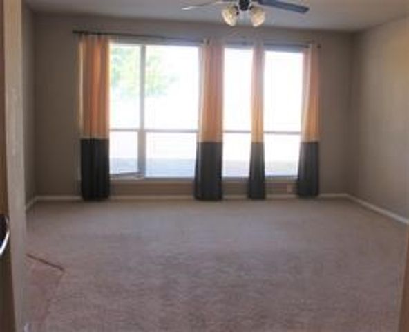 2764 Fuente, Grand Prairie, TX 75054