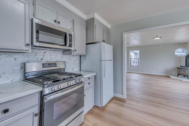 216 Toyon Avenue, Salinas, CA 93906