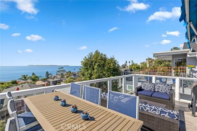 2915 Rounsevel, Laguna Beach, CA 92651