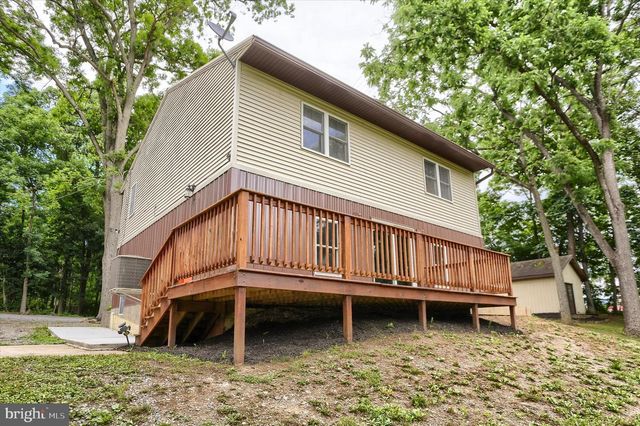 105 ELK DR, Carlisle, PA 17015