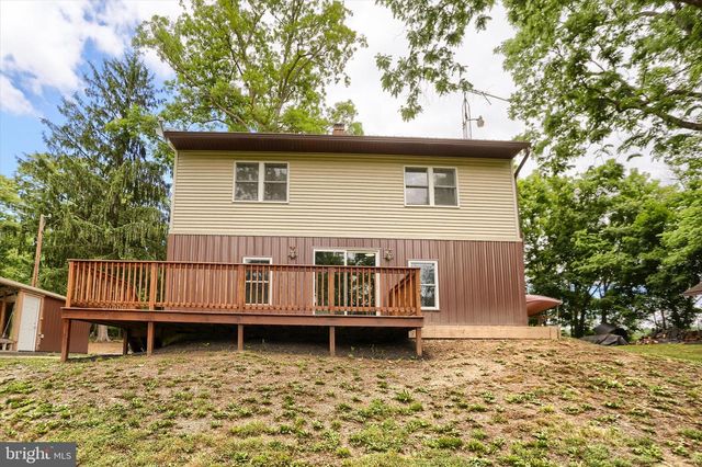 105 ELK DR, Carlisle, PA 17015