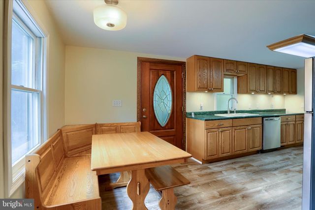 105 ELK DR, Carlisle, PA 17015