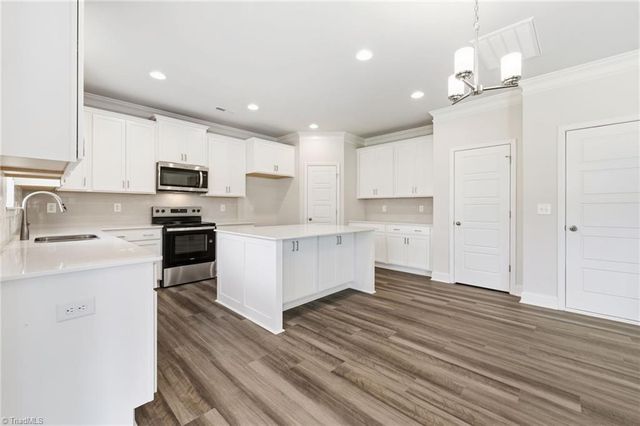 5346 Belmont Garden Drive, Walkertown, NC 27051
