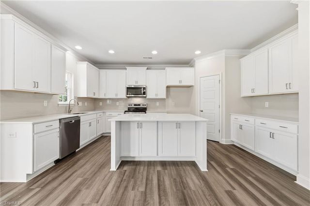 5346 Belmont Garden Drive, Walkertown, NC 27051