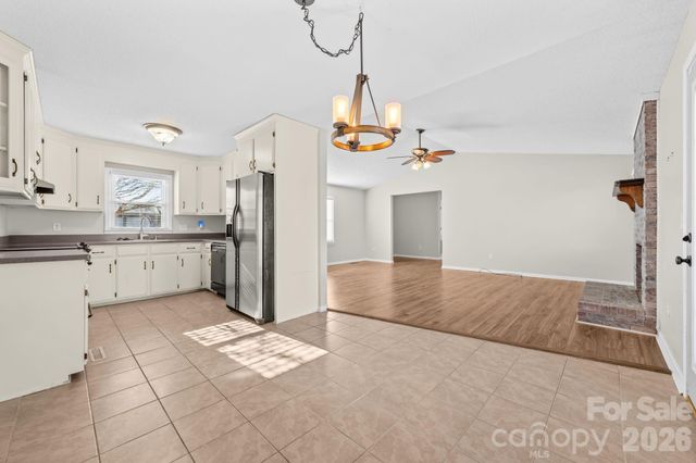 6200 Starlight Drive, Concord, NC 28027