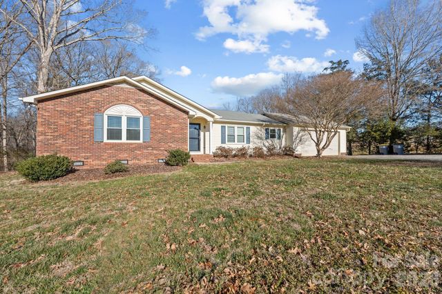 6200 Starlight Drive, Concord, NC 28027