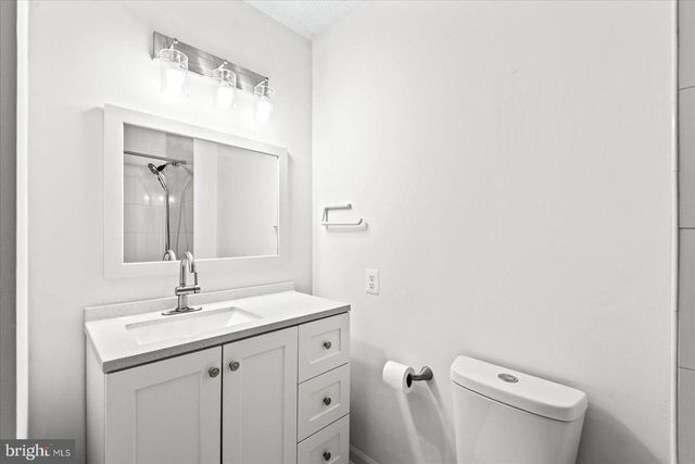 229 WASHINGTON ST, Locust Grove, VA 22508