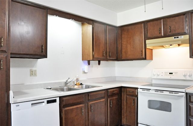 4551 Maureen Drive 33, Cedar Rapids, IA 52403