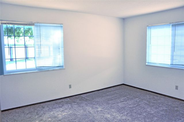 4551 Maureen Drive 33, Cedar Rapids, IA 52403