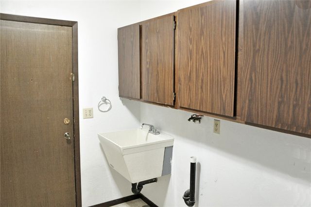 4551 Maureen Drive 33, Cedar Rapids, IA 52403