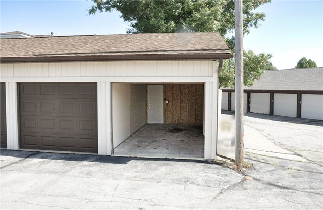 4551 Maureen Drive 33, Cedar Rapids, IA 52403