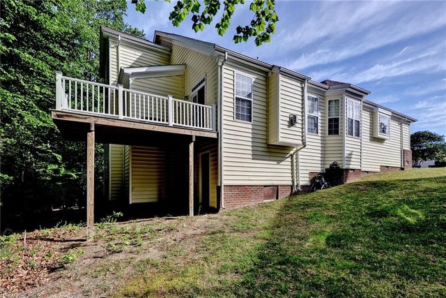 5320 Queen Bishop LN, Williamsburg, VA 23185