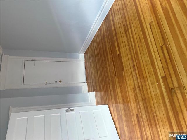 381-383 Centre 3, Nutley, NJ 07110