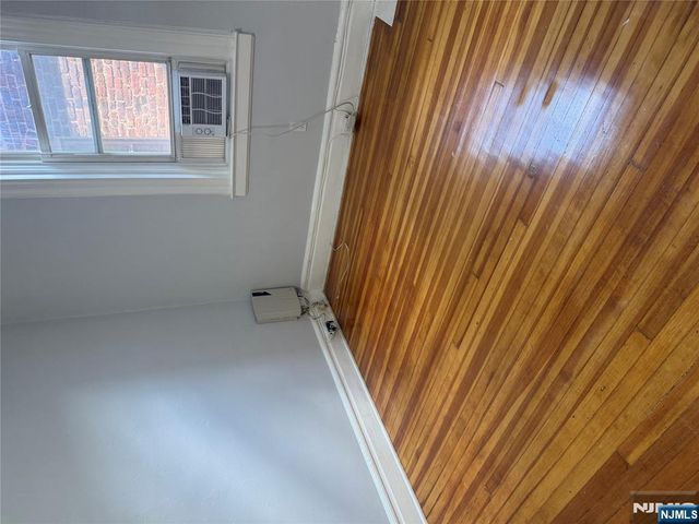 381-383 Centre 3, Nutley, NJ 07110