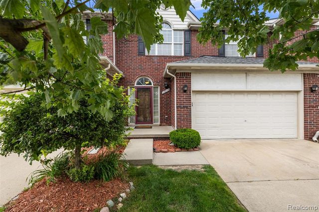 19208 W 11 Mile Road, Lathrup Village, MI 48076