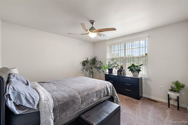 19208 W 11 Mile Road, Lathrup Village, MI 48076