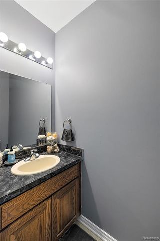 19208 W 11 Mile Road, Lathrup Village, MI 48076