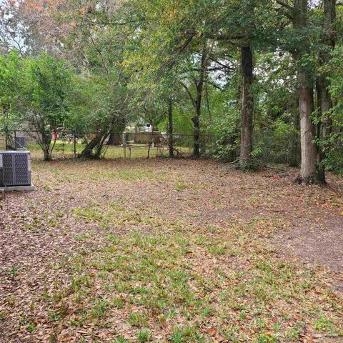 7771 Aaron Dr, Pensacola, FL 32534