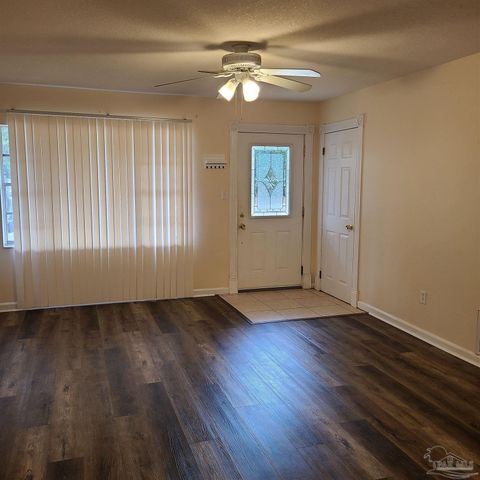 7771 Aaron Dr, Pensacola, FL 32534