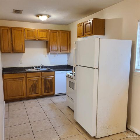 7771 Aaron Dr, Pensacola, FL 32534