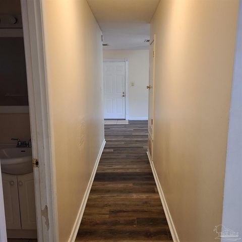 7771 Aaron Dr, Pensacola, FL 32534