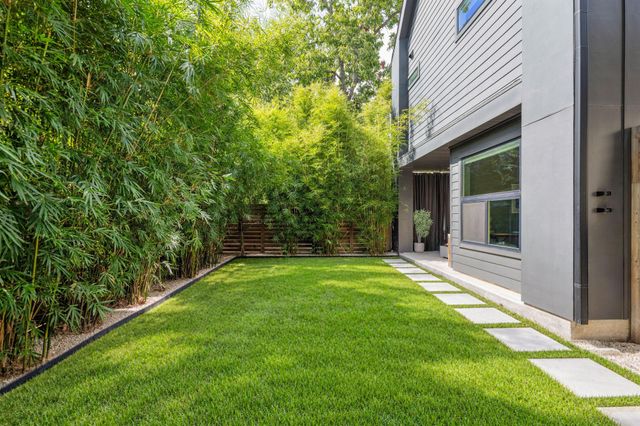 605 Brentwood ST 1, Austin, TX 78752