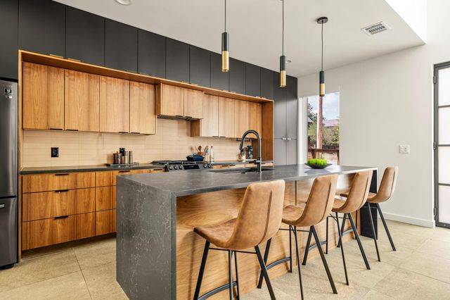 605 Brentwood ST 1, Austin, TX 78752