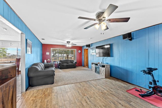 561 Barth, Poteet, TX 78065