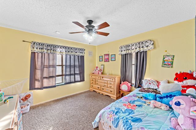 561 Barth, Poteet, TX 78065