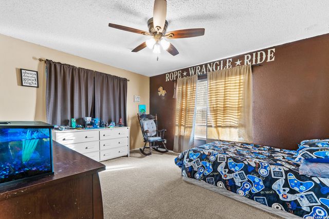 561 Barth, Poteet, TX 78065