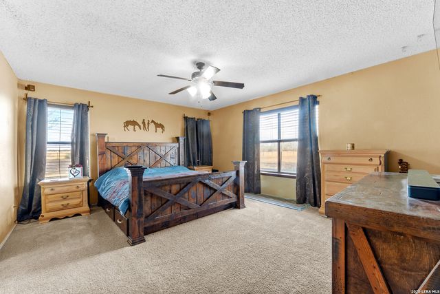 561 Barth, Poteet, TX 78065