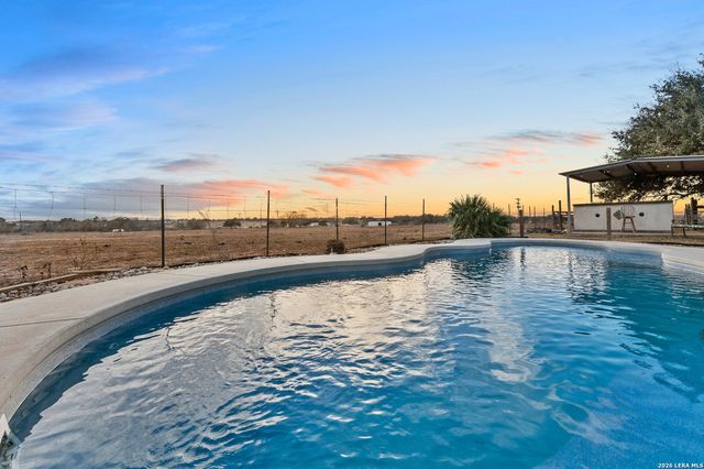 561 Barth, Poteet, TX 78065