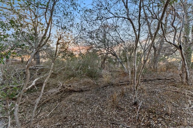 561 Barth, Poteet, TX 78065