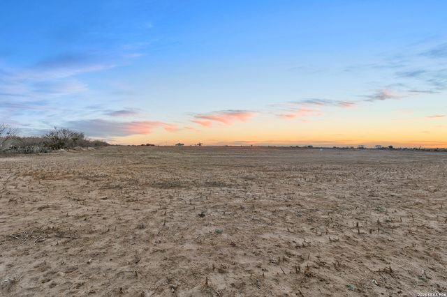 561 Barth, Poteet, TX 78065